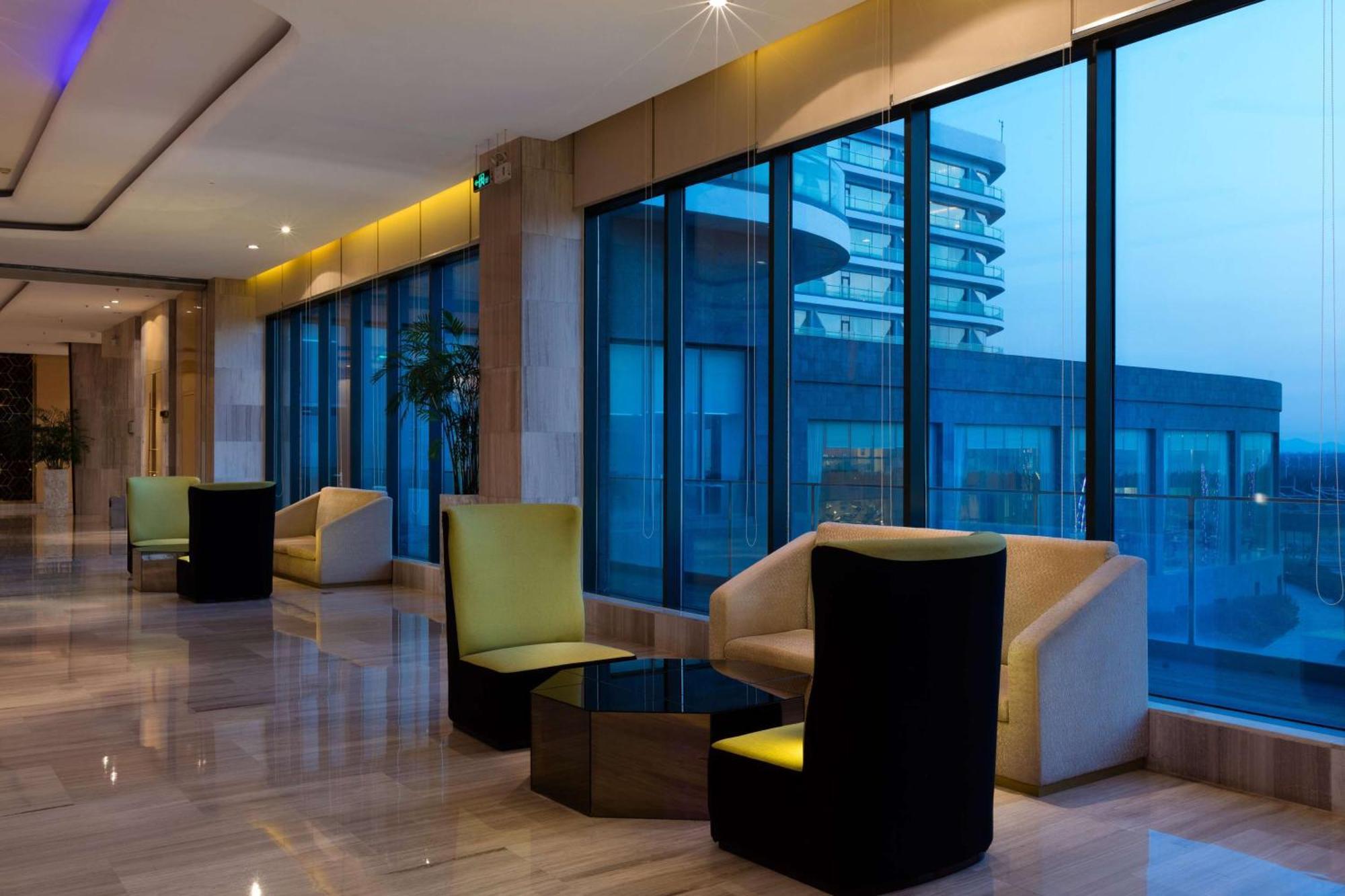Отель Wyndham Grand Циндао Экстерьер фото